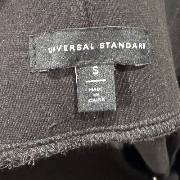 Universal Standard Black Ponte Knit Ankle Cropped Pull On Black Pants Size Small - Picture 13 of 13